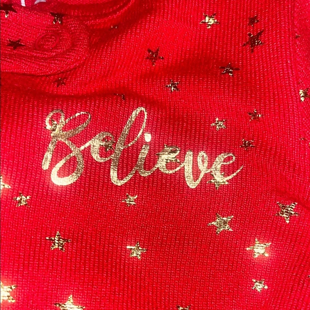 Red Starry Kids Pajamas Footed with Bear Lovey 18M NWT - Picture 3 of 5